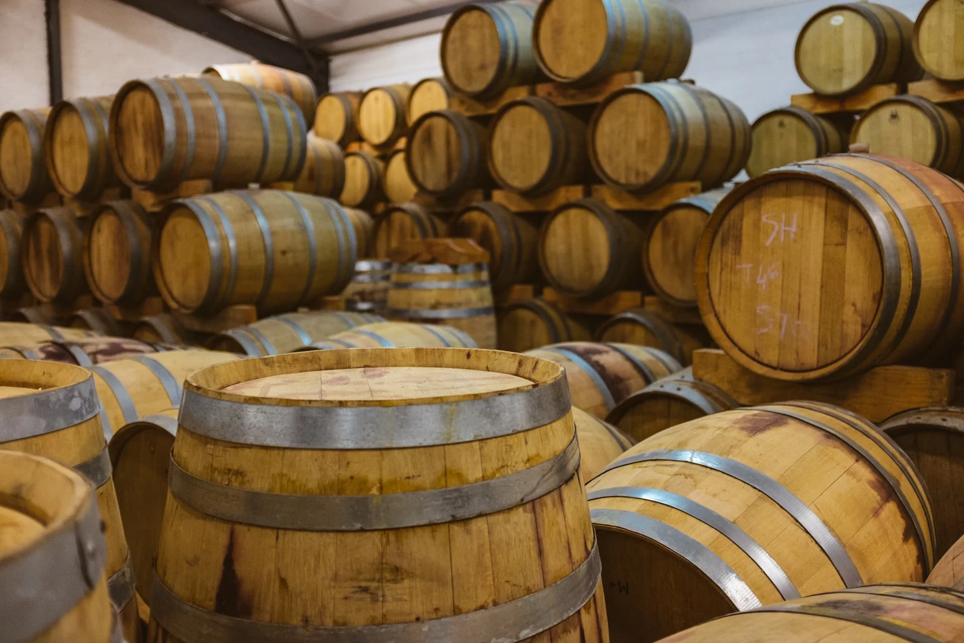 blog wine fermenter types oak barrels