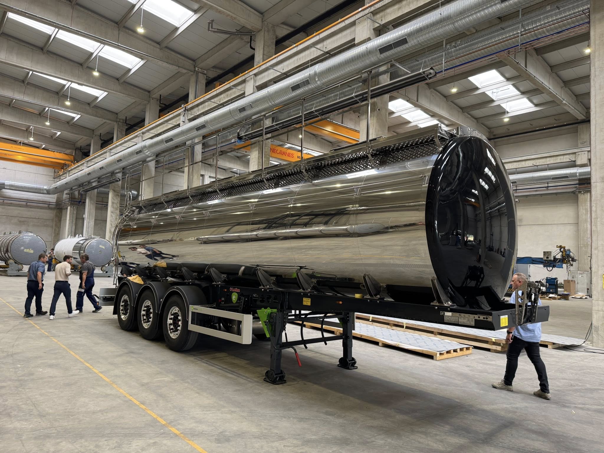 Engineers explaining trailer systems