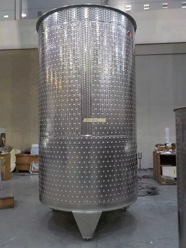 Back view of a professional, marbled 7300 L stainless steel Letina PZP variable capacity tank for wine with a cooling jacket.